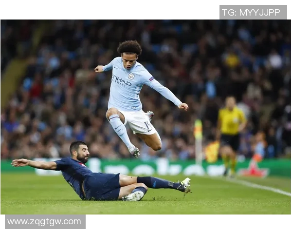 特尔·阿维斯:从足球新星到世界级球员的成长之路