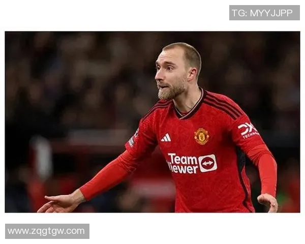 荷兰足球传奇施耐德:从阿贾克斯到国际舞台的辉煌历程 荷兰足球传奇施耐德:从阿贾克斯到国际舞台的辉煌历程